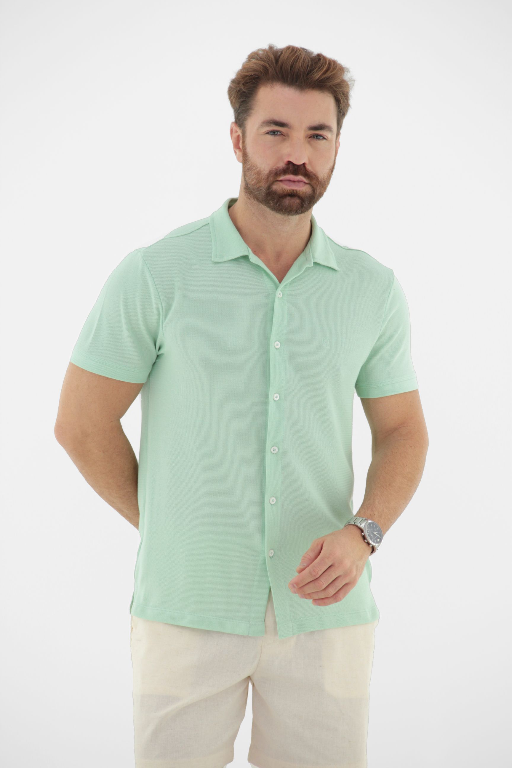 Vista alternativa de Camisa Masculina Texturizada Aberta com Botões Linha Premium