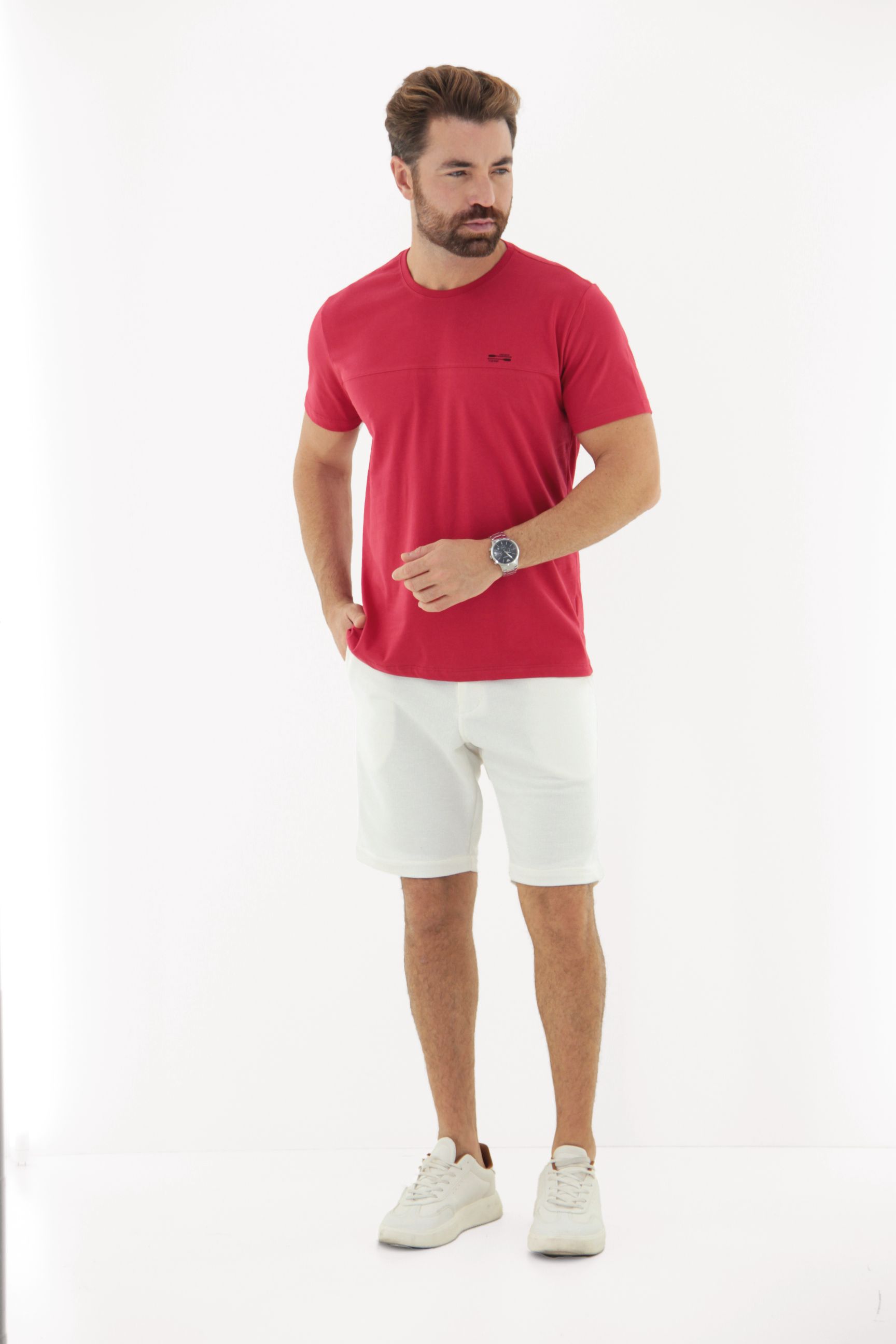 Vista lateral 2 do produto Camiseta T-Shirt Masculina 100% Algodão com Recorte Frontal