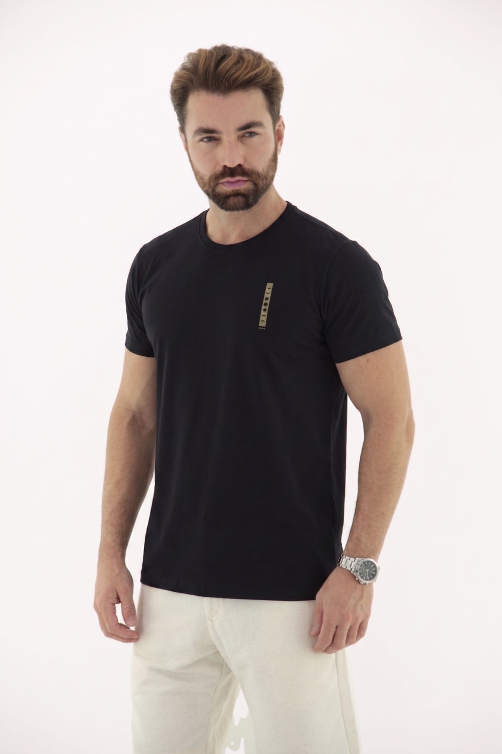 Vista lateral 1 do produto Camiseta T-Shirt Masculina com Estampa Palito no Peito