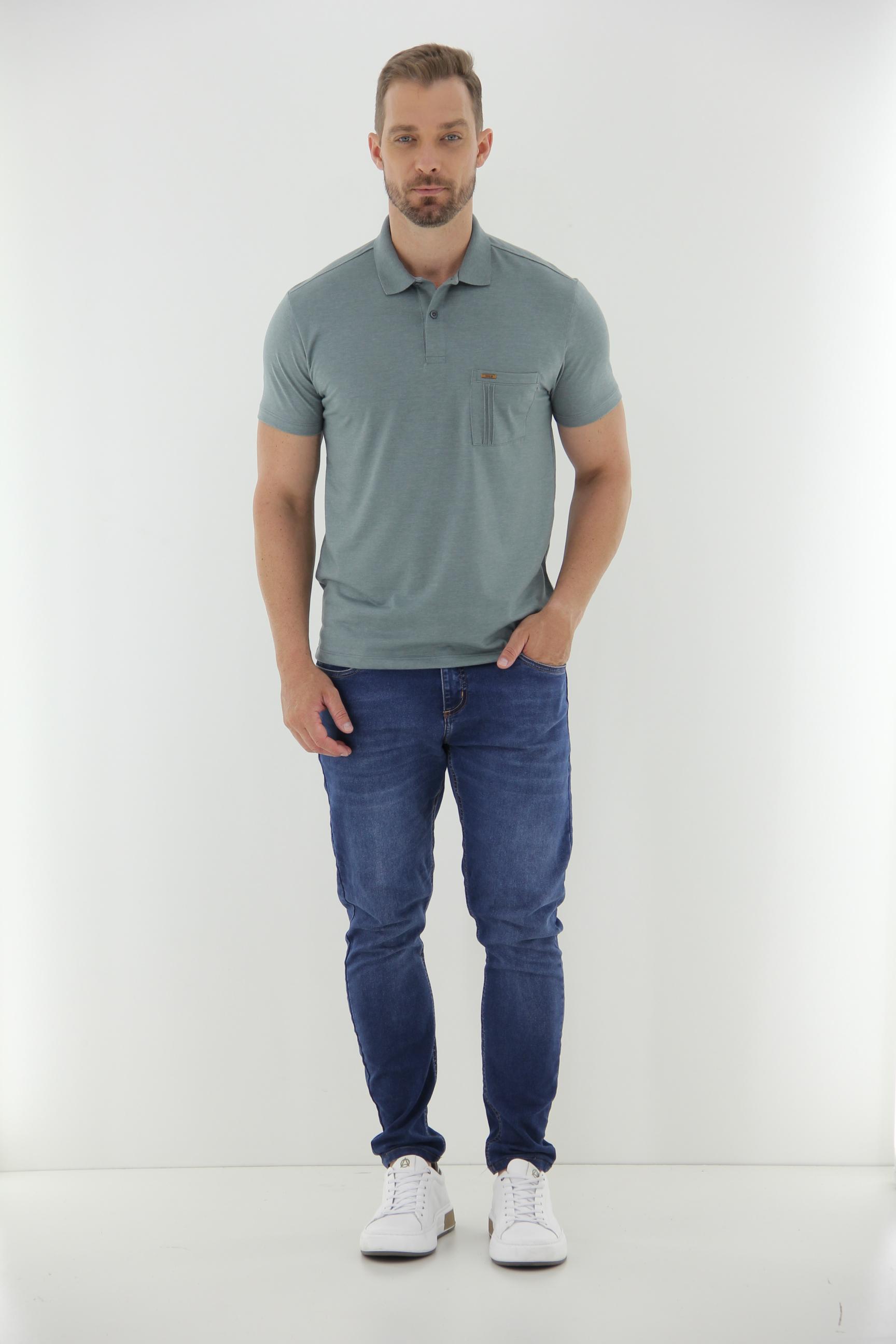 Vista lateral 1 do produto Polo Masculina com Bolso e Pesponto